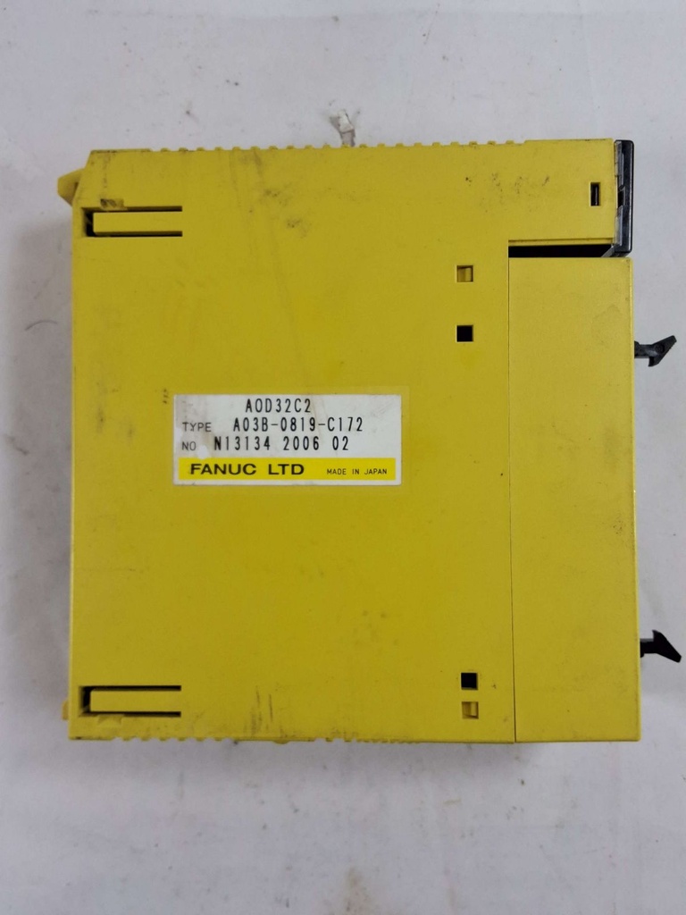 200291297 MODULE DC OUTPUT #AOD32C2 FANUC () #A03B-0819-C172 (CT/FI230/FI240/FI240CC/FI240MED/FI240SL) - USED UNTESTED