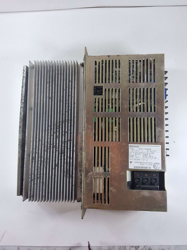 CACRIR30SEB Matsuura SERVO AMPLIFIER Yaskawa Servopack - USED-UNTESTED
