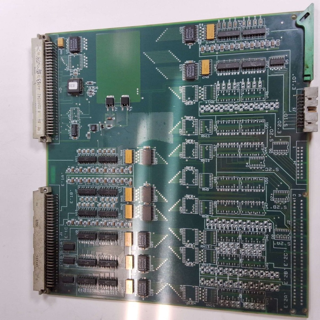 851 5240 A PCB 64 ENTRE/SORTIE (IN/OUT) PILOT FI3X0/FO810 #851 5240 A FANUC (FI2020/FI230/FI240) 108515240 CHARMILLES - USED-UNTESTED