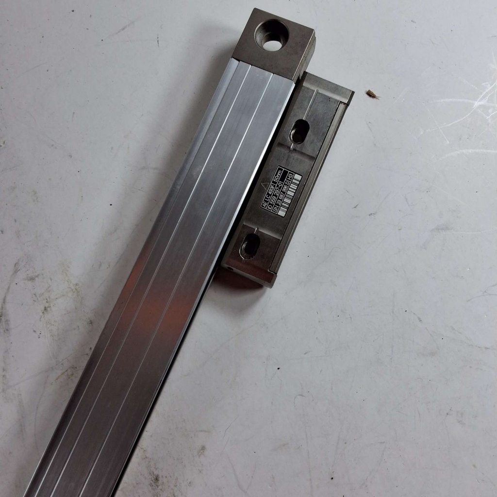 LC 493 420MM SCALE HEIDENHAIN HEIDENHAIN LC 493 linear encoder scale with 420mm CHARMILLES - USED-TESTED
