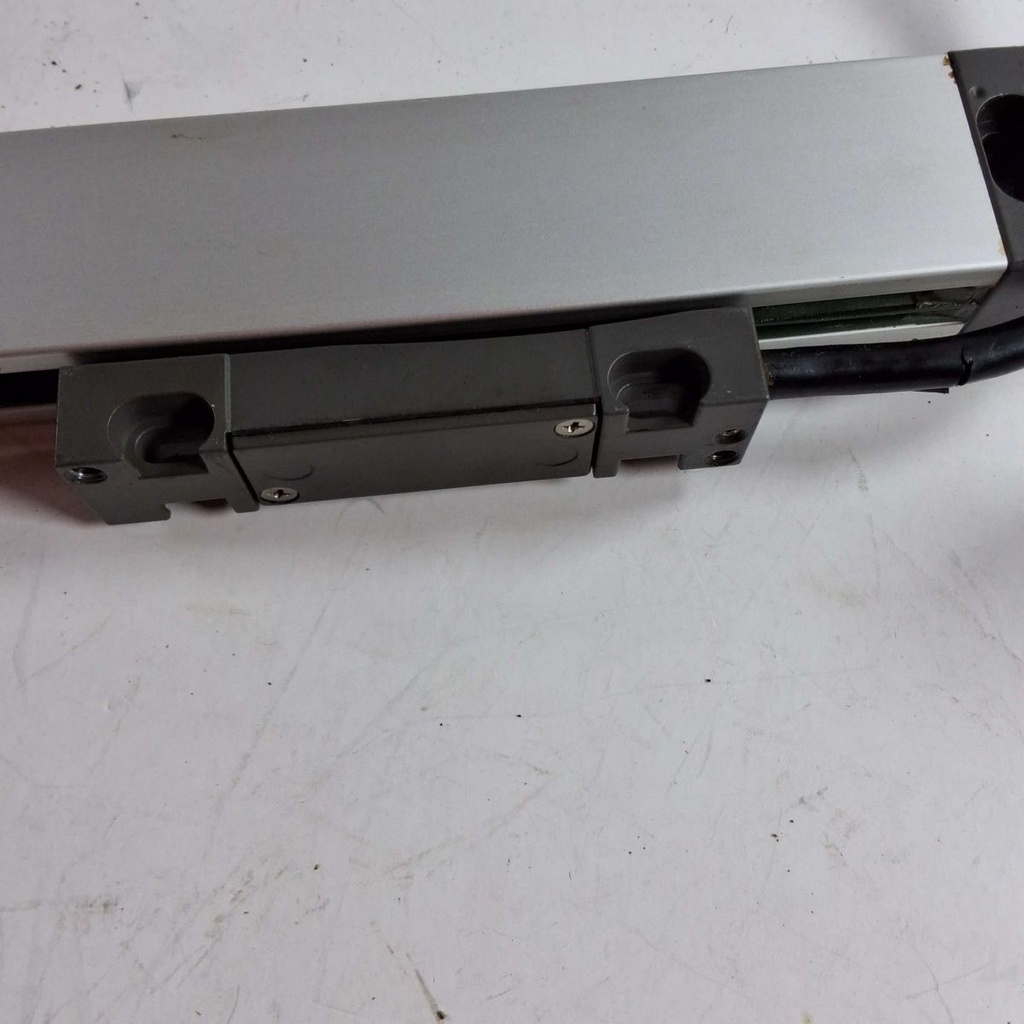 LGKI 020S05R01.420 SCALE BAUMER LGKI 020S05R01.420 Linear Encoder Scale CHARMILLES - USED-TESTED