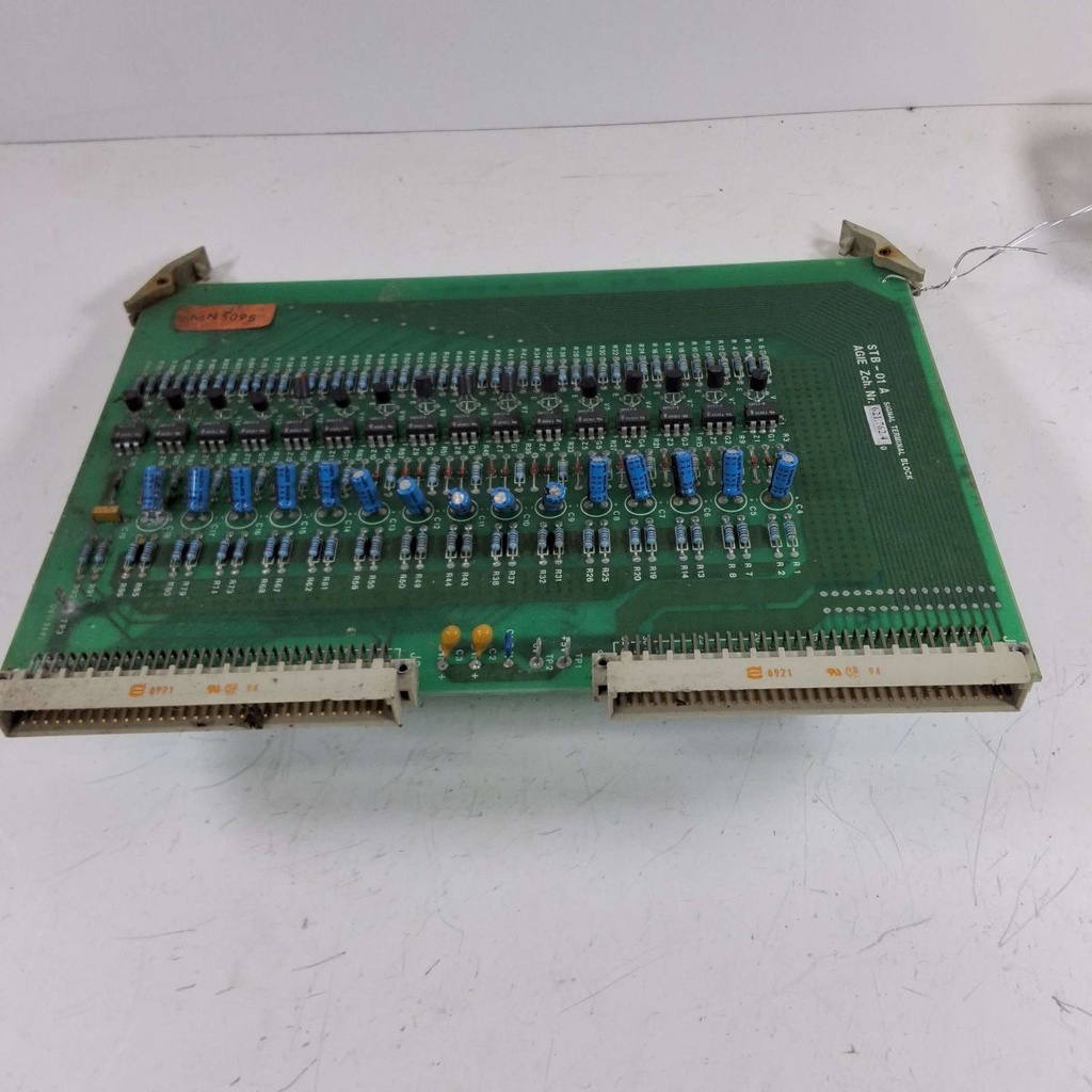 STB01A Signal Terminal Block - USED-UNTESTED