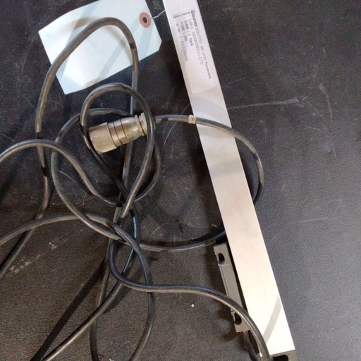 [020505R01270-USED-TESTED] 020505R01.270 Baumer Electric Sensor CHARMILLES - USED-TESTED